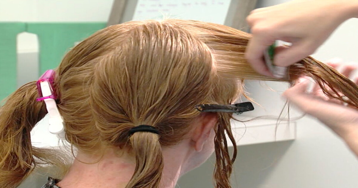 Parents say school lice outbreak preventable